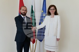 Теодора Генчовска - Арарат Мирзоян - среща