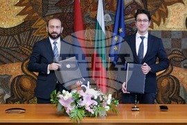 Теодора Генчовска - Арарат Мирзоян - среща