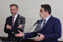 Асен Василев - Кристиан Линднер - среща