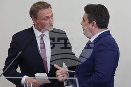 Асен Василев - Кристиан Линднер - среща