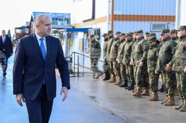 Косово - президент - посещение - KFOR