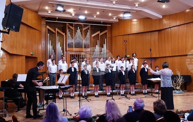 Хор на софийските момчета - коледен концерт