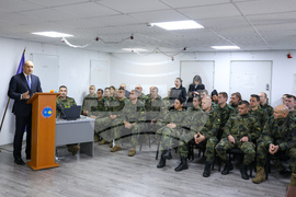 Косово - президент - посещение - KFOR