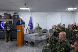 Косово - президент - посещение - KFOR