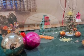 Плевен - исторически музей - новогодишни играчки