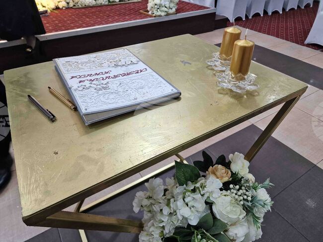 Общо шест са двойките сключили брак в месеца на любовта преди повече от 60 години в Стара Загора