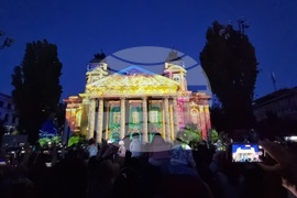 "Disney+" - начало - 3D мапинг шоу