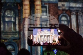 "Disney+" - начало - 3D мапинг шоу