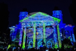 "Disney+" - начало - 3D мапинг шоу