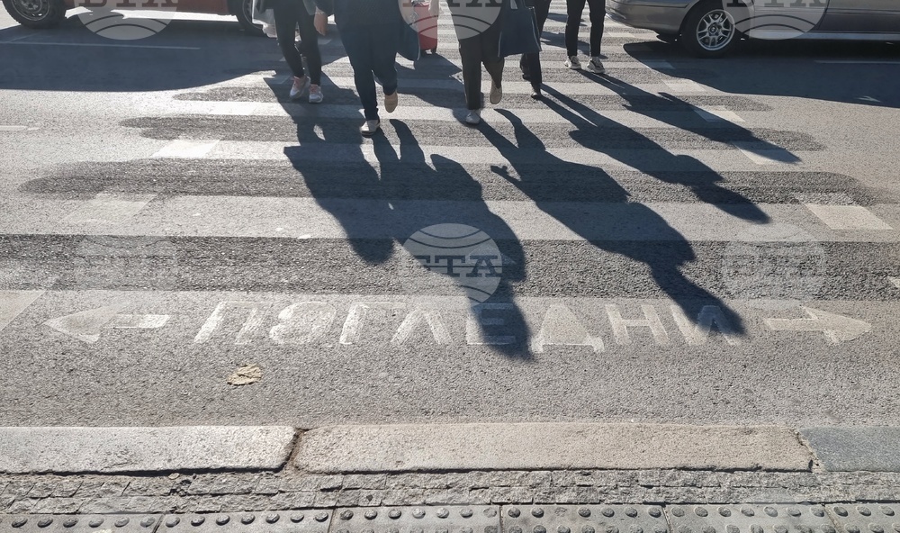 БТПП настоява в дългосрочен план да се помисли за мерки, които да ограничат нарастването на броя на хората, които попадат под линията на бедност