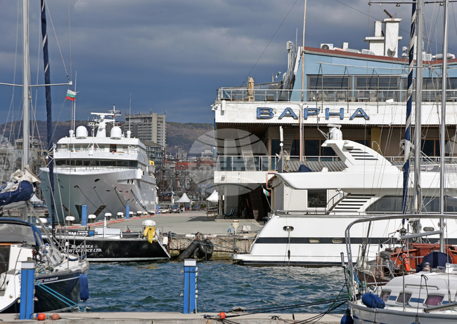 Варна - яхтено пристанище