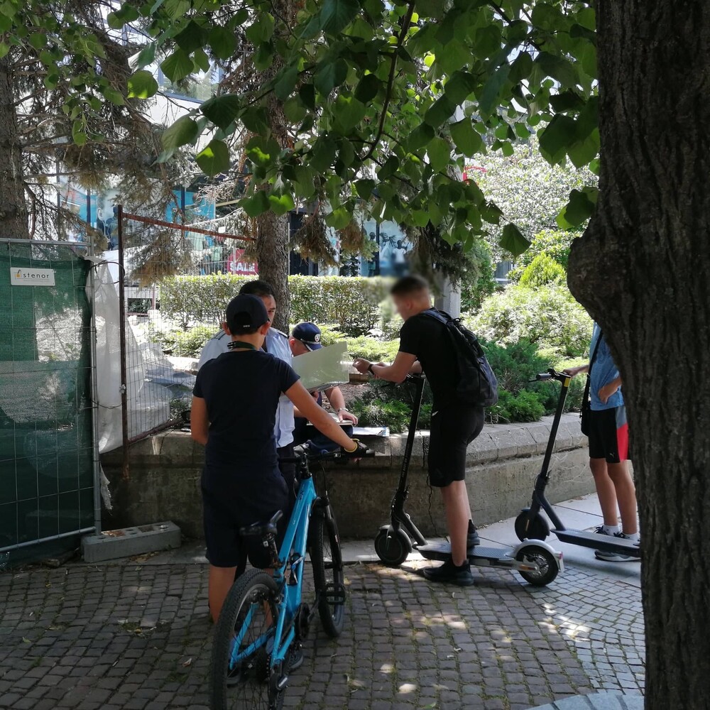 Пострадало е деветгодишно момче при падане от електрическа тротинетка в сливенското село Стара река