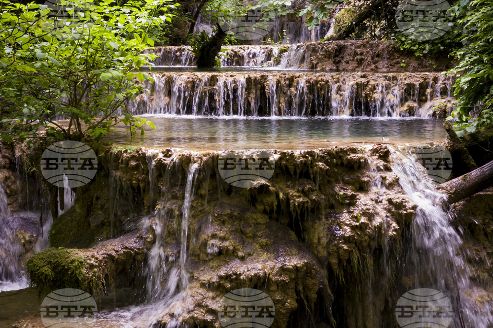 Крушунски водопади