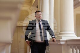 Парламент - заседание