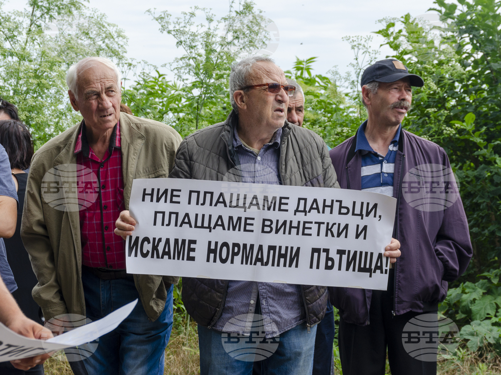Добрич - път - протест – Снимка: Александра Антонова
