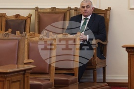 Парламент - бюджети - заседание