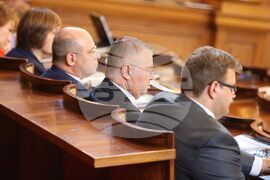 Парламент - бюджети - заседание