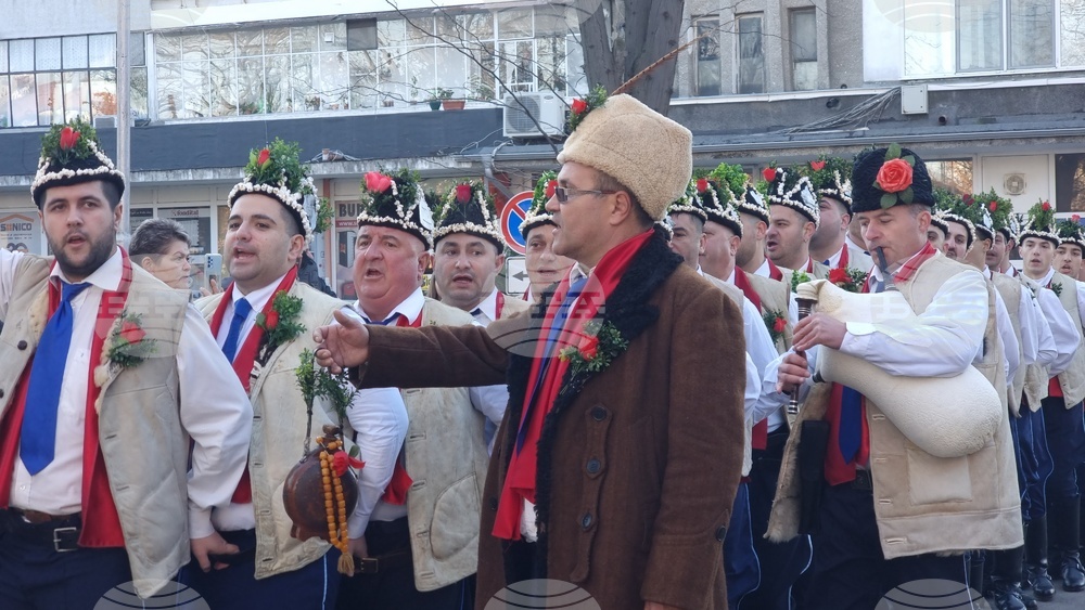 Ямбол - коледарски буенек - уникална традиция - фестивал