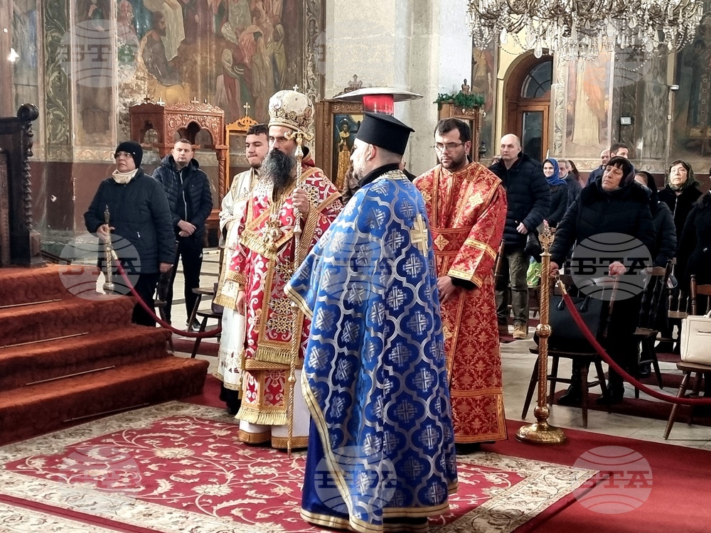 Видин - Рождество Христово - Света литургия