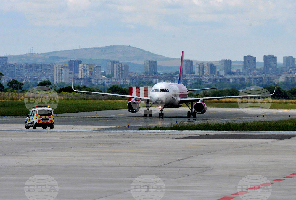 Бургас - летище - Wizz Air - откриване на лятната база