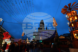 Германия - Берлин - празнични светлини