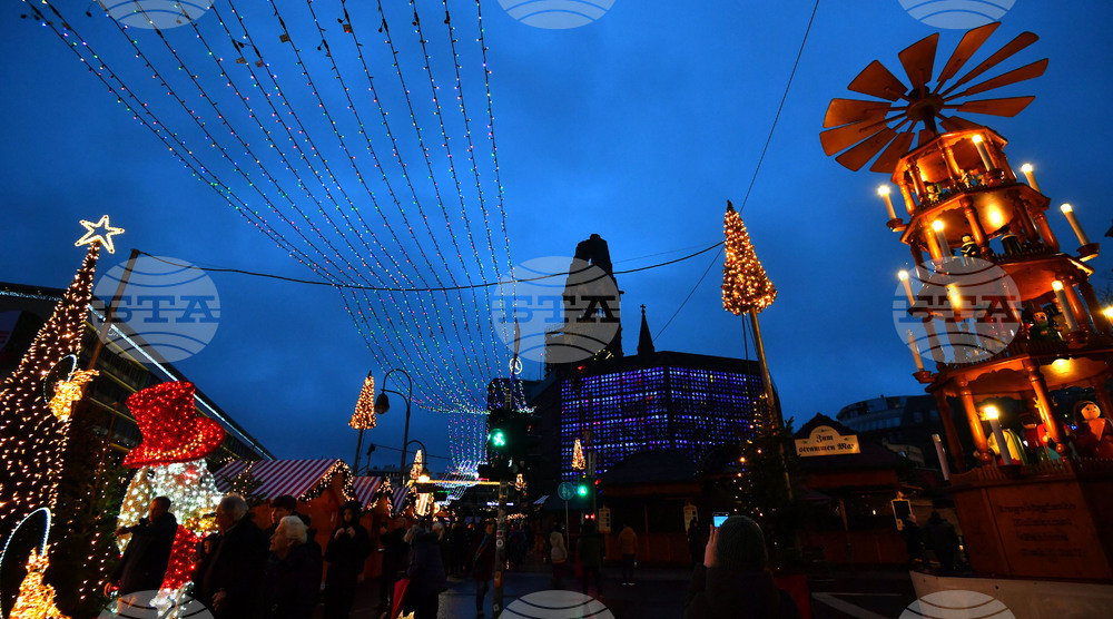 Германия - Берлин - празнични светлини