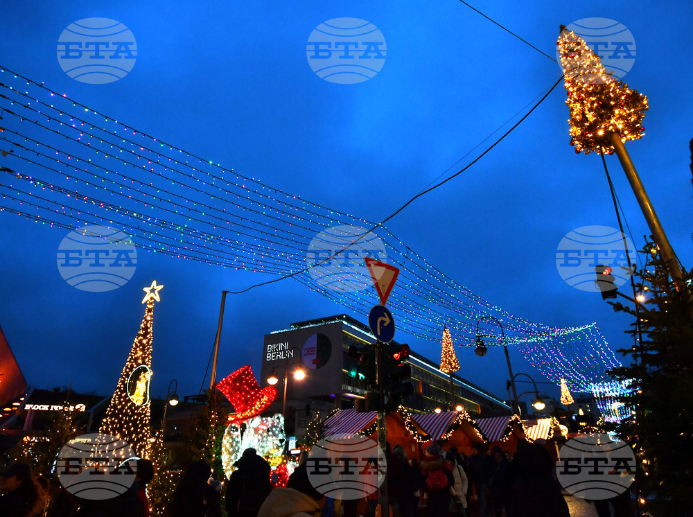 Германия - Берлин - празнични светлини