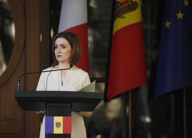 Президентката на Молдова иска полицията да има повече правомощия, за да се справя с проруските протести в страната