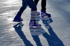 Ледена пързалка ,,ЮНАК''