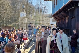 Габрово - Регионален етнографски музей на открито „Етър“ - коледуване