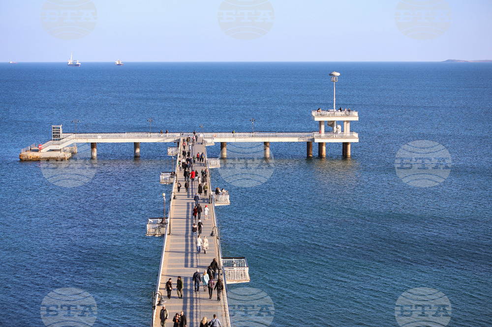 Бургас - Коледа - плаж - ежедневие