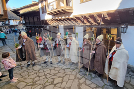 Габрово - Регионален етнографски музей на открито „Етър“ - коледуване