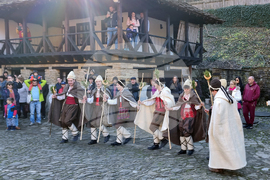 Габрово - Регионален етнографски музей на открито „Етър“ - коледуване