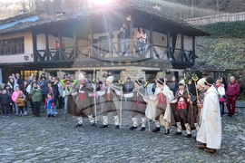 Габрово - Регионален етнографски музей на открито „Етър“ - коледуване