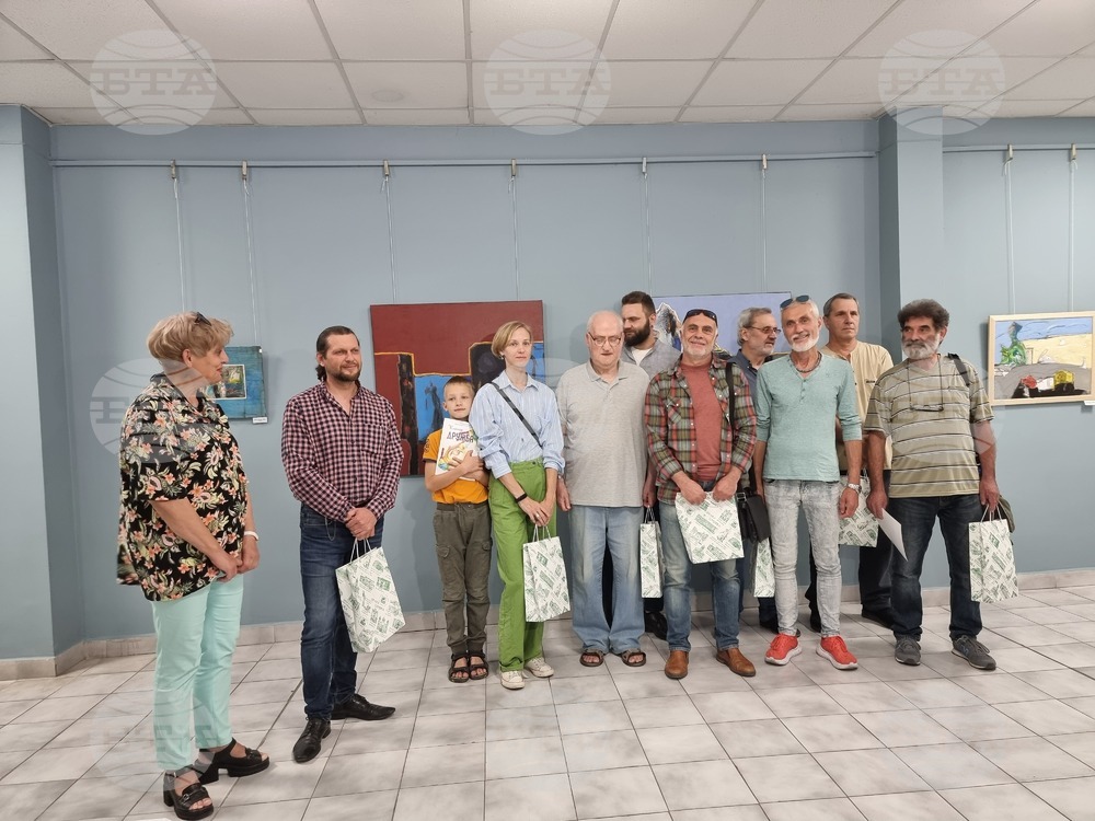 Откриха изложба с творбите на участниците в традиционния пленер по живопис в Стара Загора „Дружба“ 2022