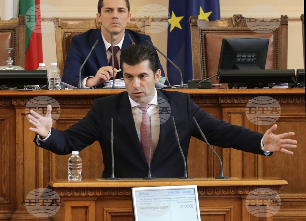 Парламент - Кирил Петков -  заседание