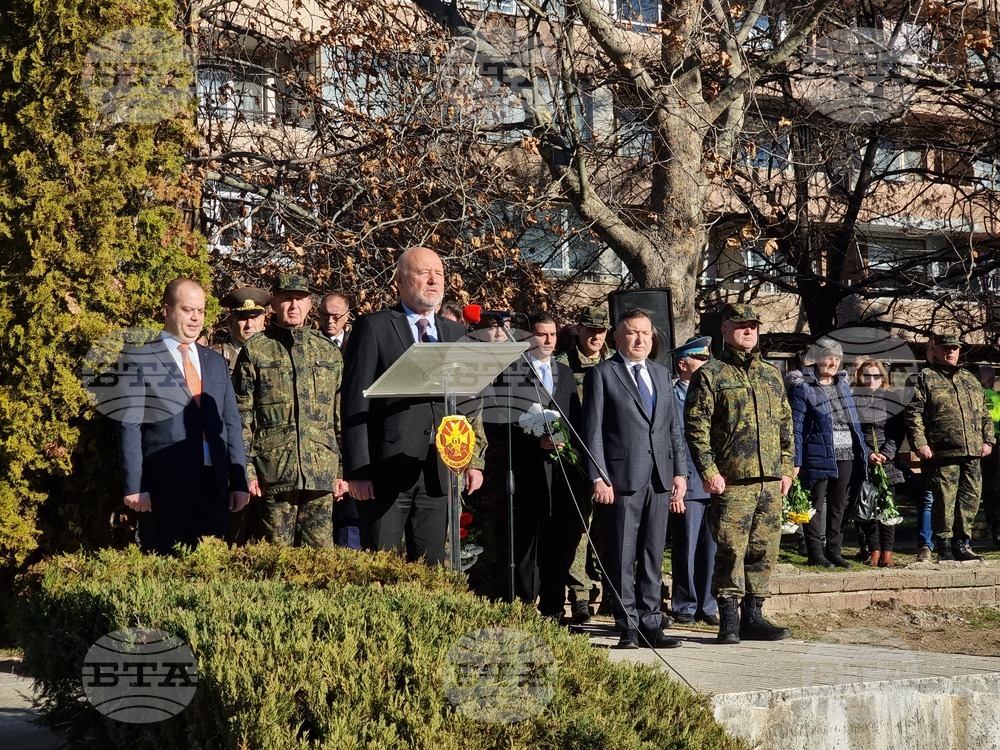 Possibility of Bulgaria Joining Operation in Red Sea Mulled - Defence Minister Tagarev