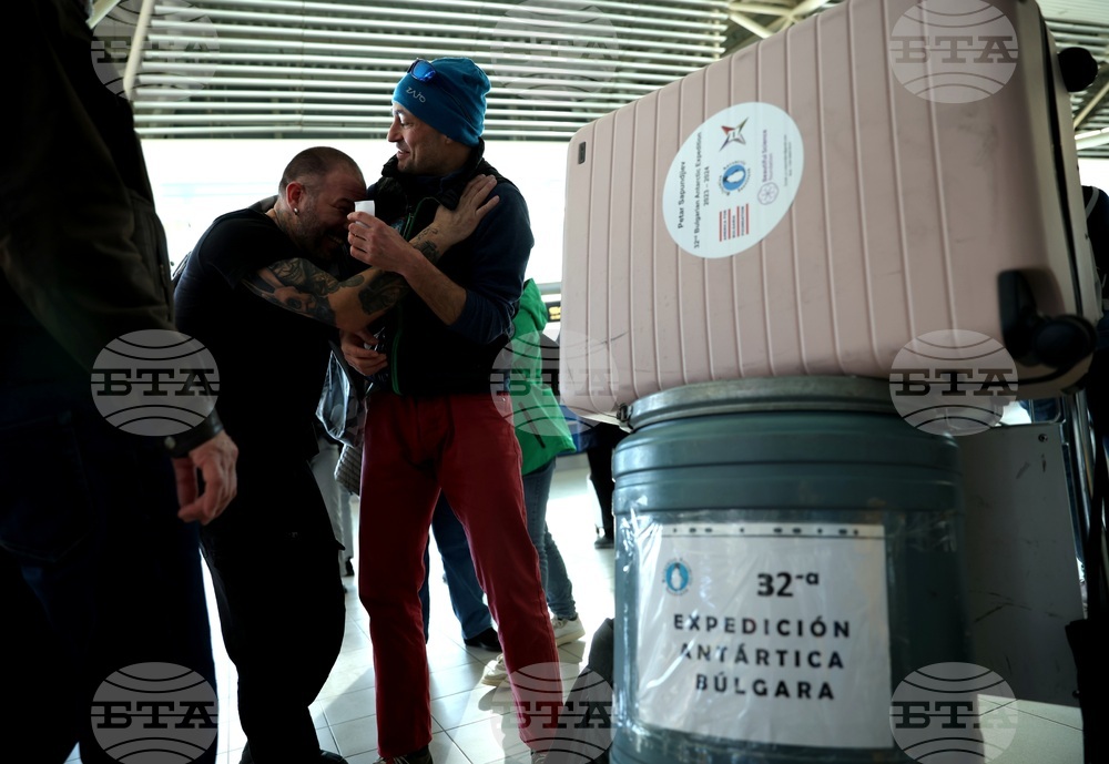 Летище София - 32-ата национална антарктическа експедиция - заминаване