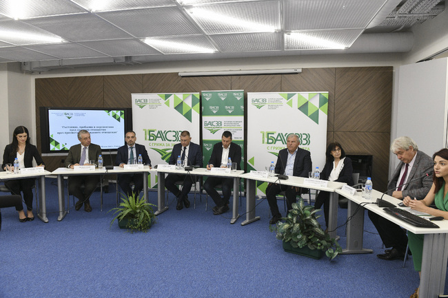 БАСЗЗ: Необходимо е изцяло ново законодателство, регулиращо поземлените отношения