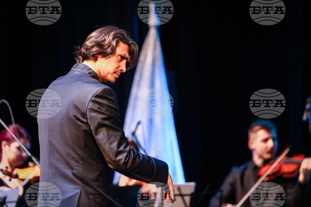 Бургас - “Коледна приказка” - концерт