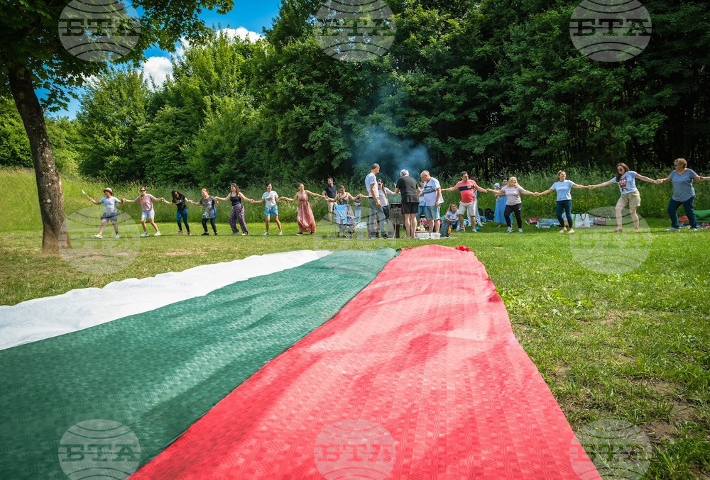 Българи от Люксембург се събраха на барбекю в Ещернах