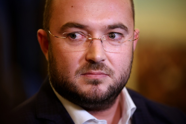 Надявам се с помощта на колеги от различни групи да получим подкрепа Рая Назарян да стане председател на Народното събрание, каза Георги Георгиев