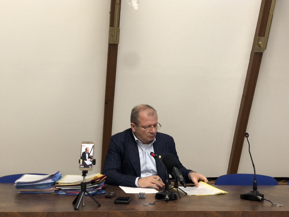 Председателят на Общински съвет Благоевград Радослав Тасков, даде редовната си пресконференция преди предстоящото заседание на местния парламент