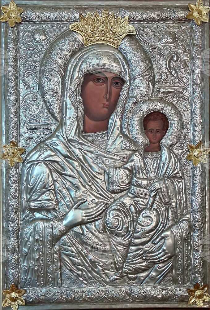 Нова икона на Света Богородица "Златна ябълка" е изложена за поклонение в столичния храм "Рождество Христово"