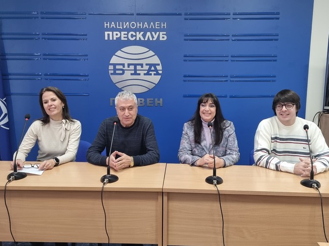 Пресконференция за обявяване на Национален конкурс за нова детска песен "Музикална въртележка" в Плевен