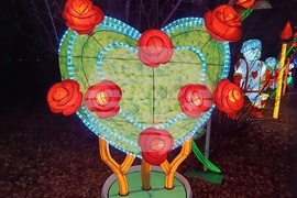 Румъния - Букурещ - Ботаническа градина - приказни декори