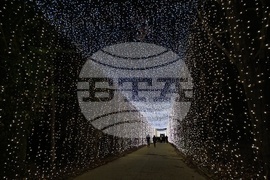 Румъния - Букурещ - Ботаническа градина - приказни декори