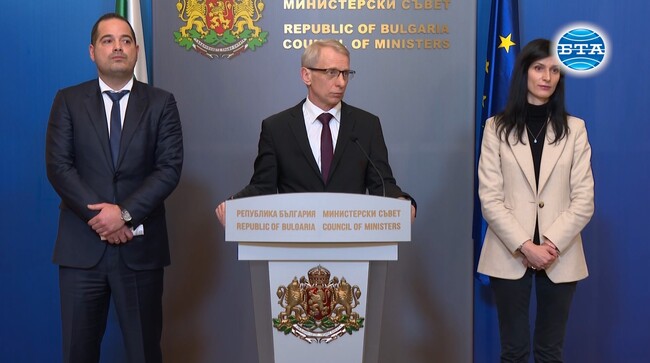 До момента не е уточнявана дата, свързана с приемането ни в Шенген и по сухопътните граници, заяви Николай Денков