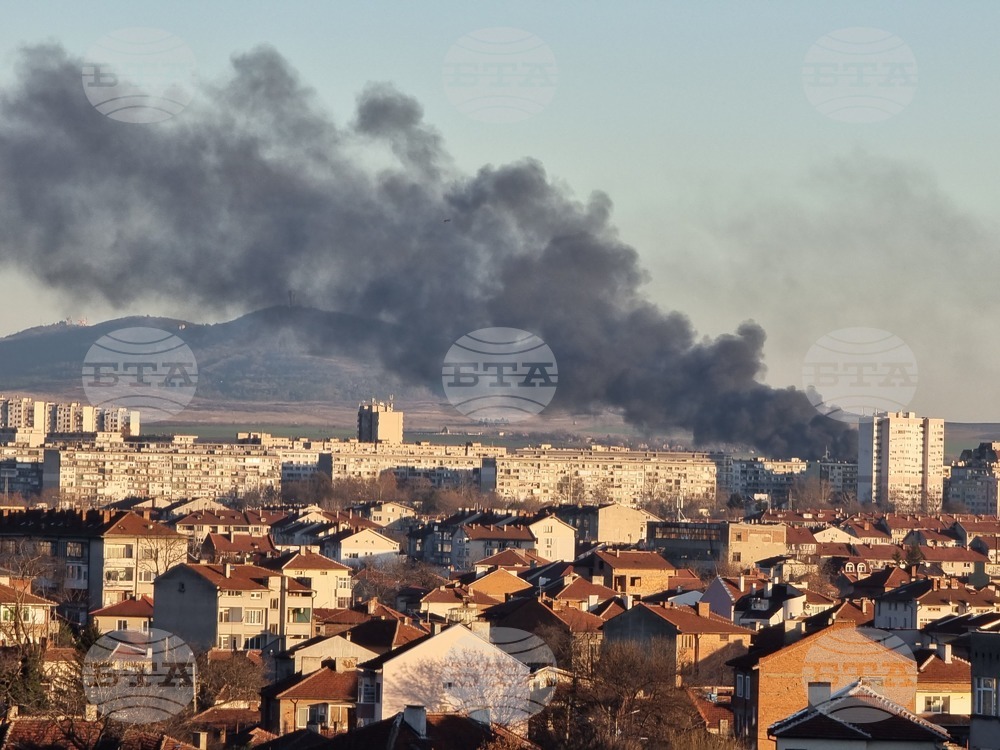 Пожар възникна в Ямбол от запалени автомобилни гуми