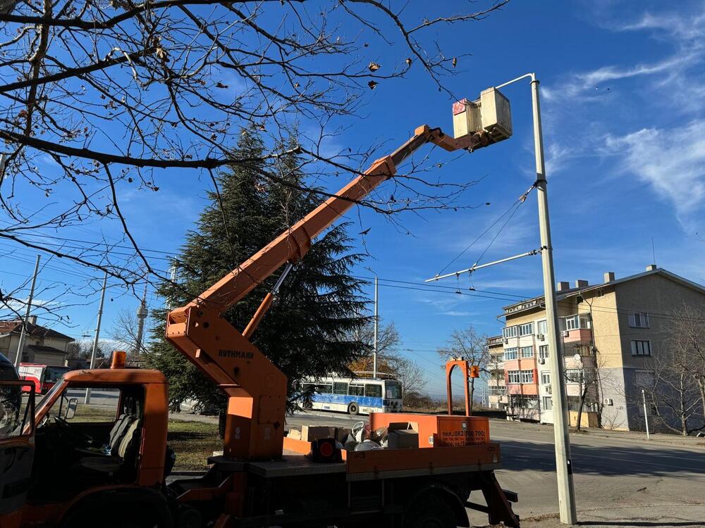 Община Русе: Започна вторият етап от проекта за енергийна ефективност на уличната мрежа в Русе